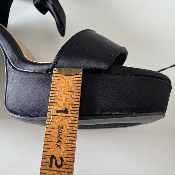 Torrid Black Satin Bow Platform Tapered Block Heels Sandals Shoes - Picture 13 of 13